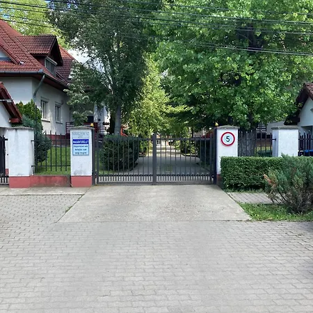Kiraly Csaladi Apartman- Royal Family #freegarage Budapeşte