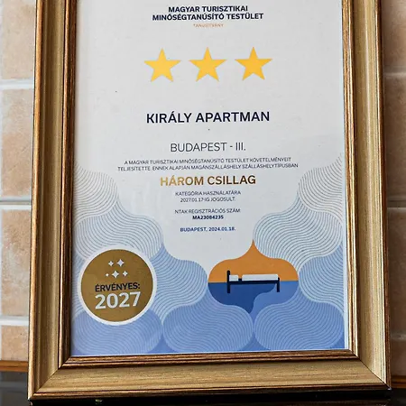 Kiraly Csaladi Apartman- Royal Family #freegarage Apartment Budapest